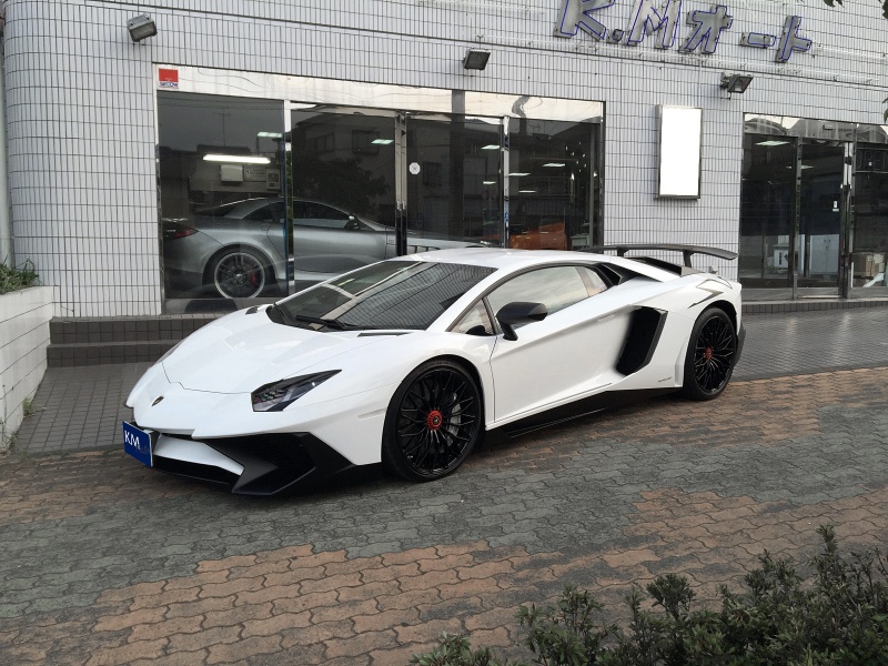 ランボルギーニ アヴェンタドール LP750-4 SV ディーラー車 中古車