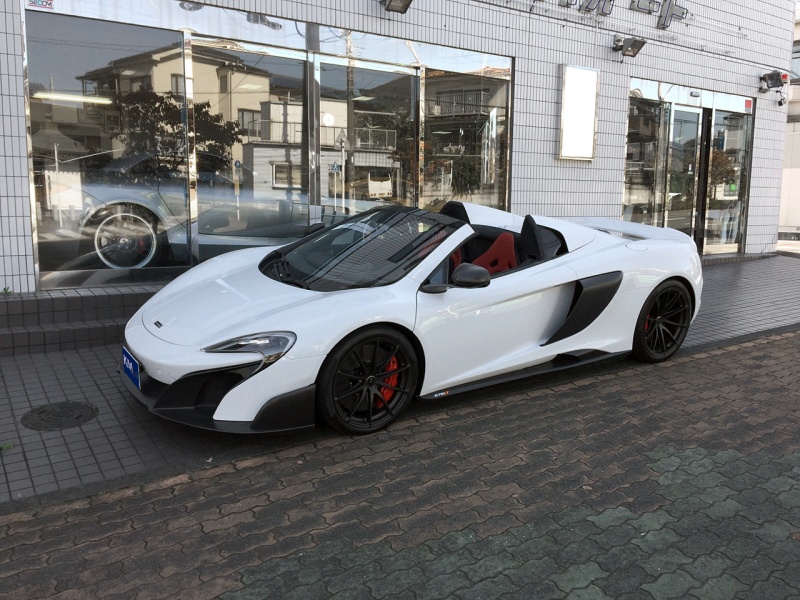 マクラーレン 675LT スパイダー 2016年モデル ベースグレードの