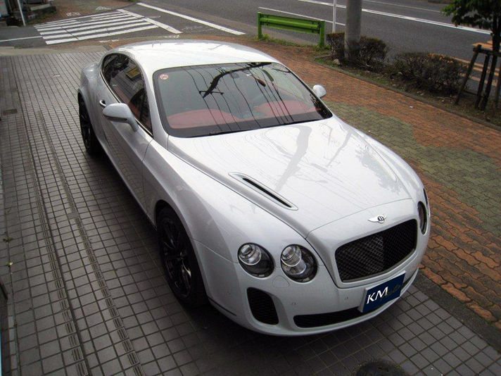 ベントレー コンチネンタル スーパースポーツ 限定車 ディーラー