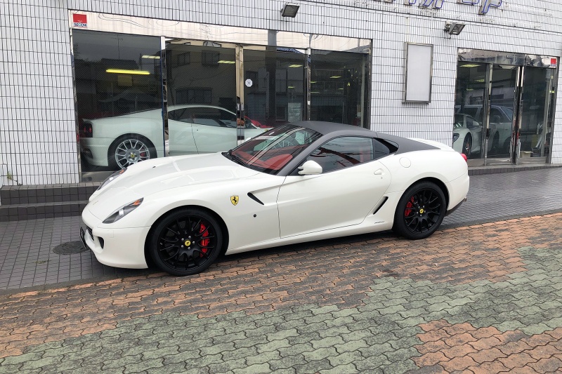フェラーリ 599 F1 ディーラー車 カーボンインテリア1&2 中古車 情報